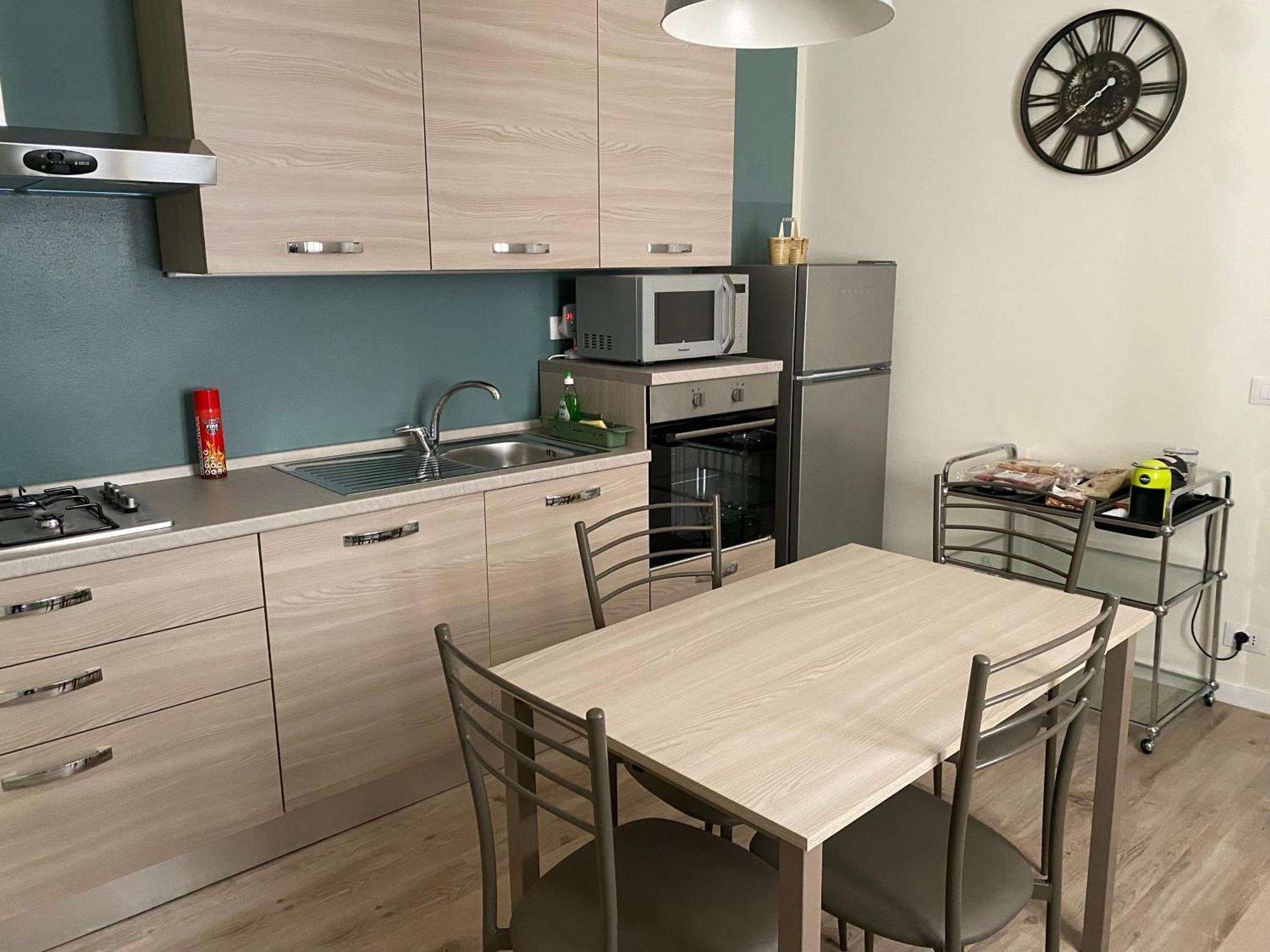 Appartamento Anna - Comfort E Stile In Centro Storico Imola Extérieur photo