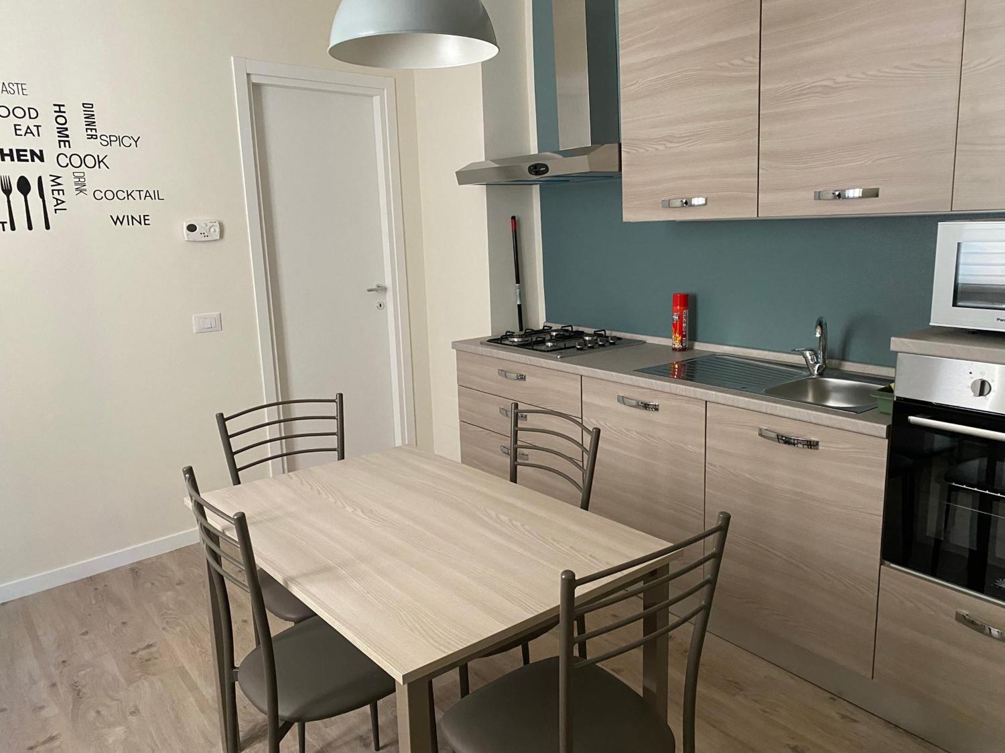 Appartamento Anna - Comfort E Stile In Centro Storico Imola Extérieur photo